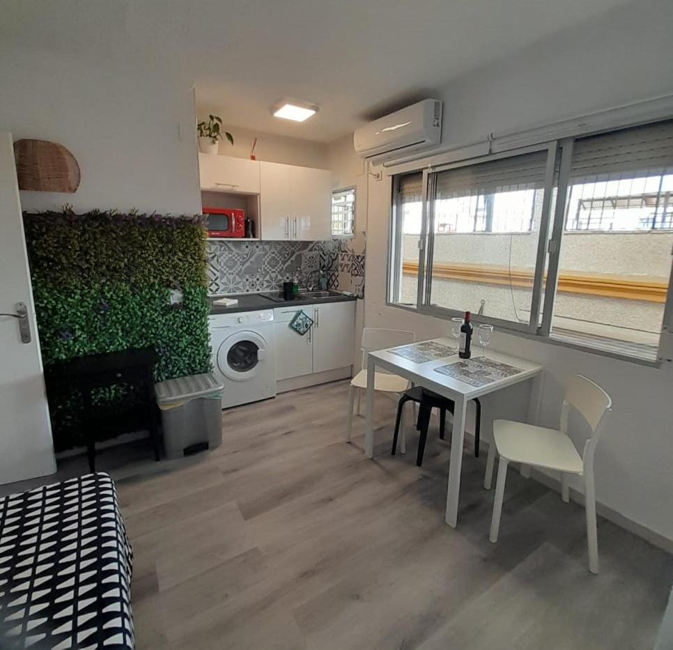 Apartamento Una Habitacion Supercentrico Torremolinos Eksteriør billede